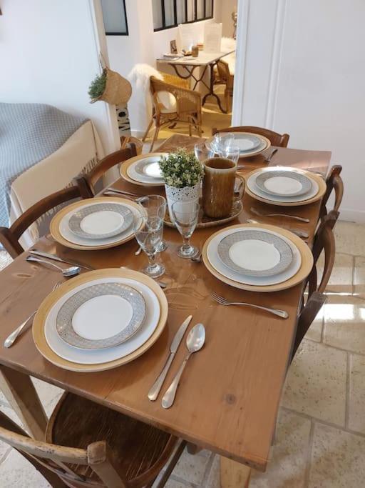Chez Laurette - Charming Apartment In Historic Village Near Versailles Марли-ле-Руа Экстерьер фото